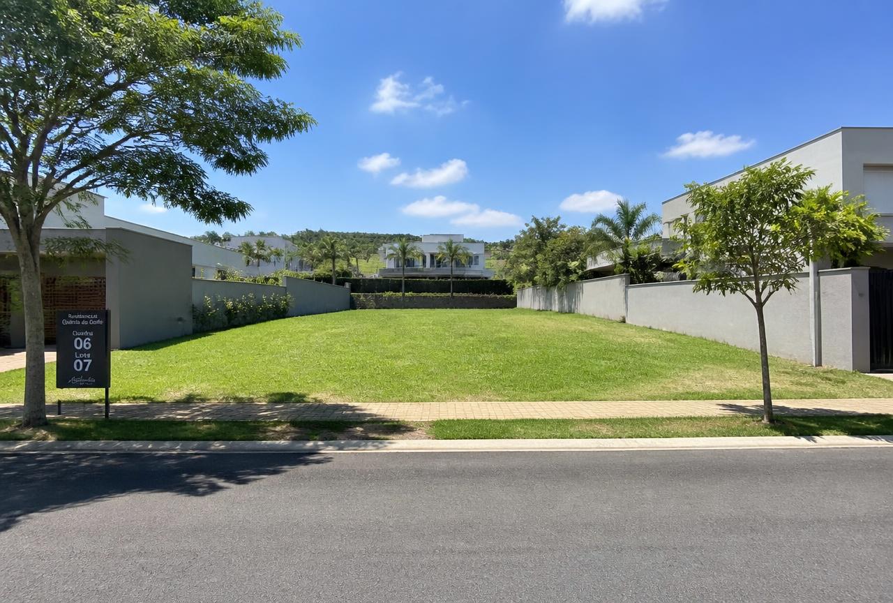 Terreno plano em loteamento residencial em Boituva